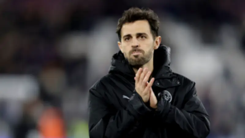 برناردو سيلفا يبحث عن تحدٍ جديد.. برشلونة ويوفنتوس والسعودية في المنافسة