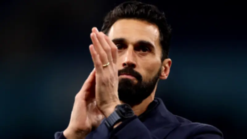 أربيلوا يعاقب أرنولد قبل ديربي مدريد.. قرار صارم يذكر بفليك