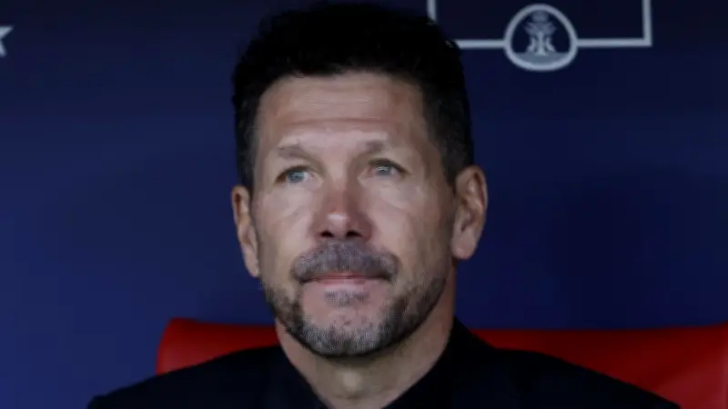 سيميوني يعلق على ديربي مدريد: التحكيم لم يكن سبب الخسارة.. وأشاد بلوكمان