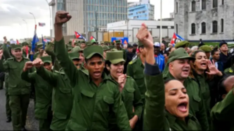 كوبا تحذر من هجوم أمريكي محتمل وتؤكد استعداد جيشها لمواجهة أي عدوان