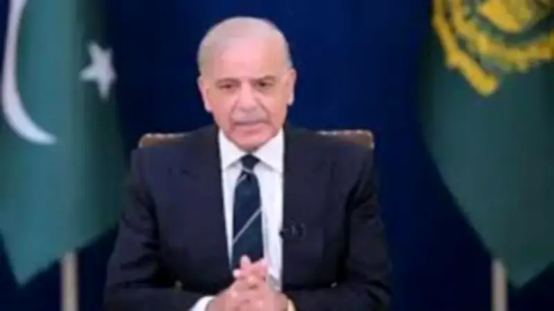 باكستان تفرض حظراً على الوقود عالي الأوكتان في السيارات الحكومية لمواجهة أزمة الطاقة