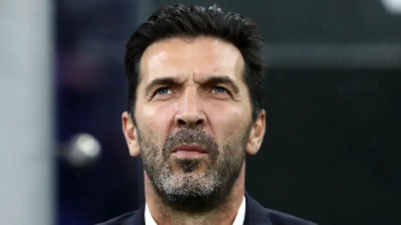 بوفون: المنتخب الإيطالي سيتجاوز محنة كأس العالم بالسحر والضغوط