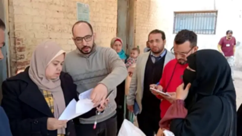 محافظ المنيا يستعرض نتائج زيارات المراجعة الداخلية لتعزيز كفاءة الجهاز الإداري