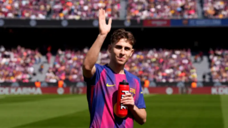 فيرمين لوبيز يكتب تاريخًا جديدًا في برشلونة بأرقام مذهلة تخطت كل التوقعات