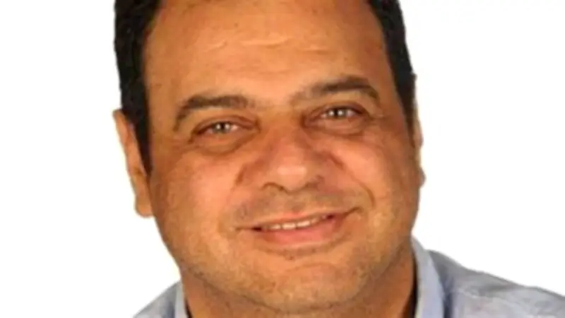 نقابة المهن السينمائية تنعى المخرج والناقد أحمد عاطف وتعلن تفاصيل تشييع الجنازة