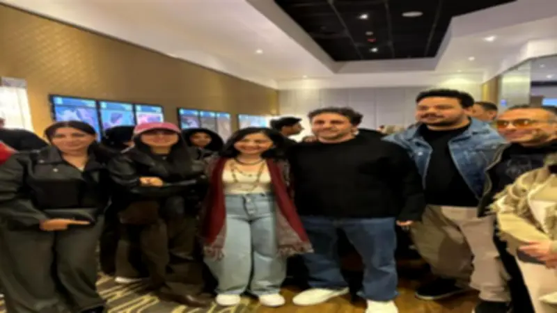 صناع فيلم إيجي بست يحضرون عرض برشامة في السينما بروح المنافسة الشريفة