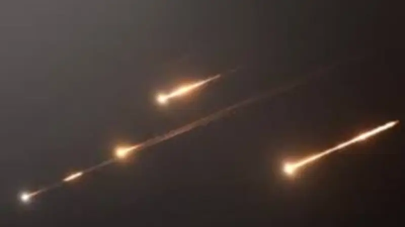 صفارات الإنذار تدوي في النقب وديمونا بعد رصد هجمات صاروخية إيرانية