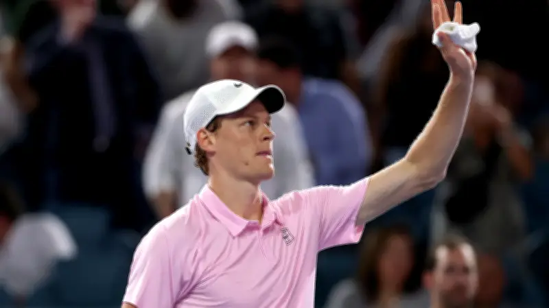 سينر يحطم رقم ديوكوفيتش التاريخي في الماسترز ويطارد إنجاز فيدرر النادر