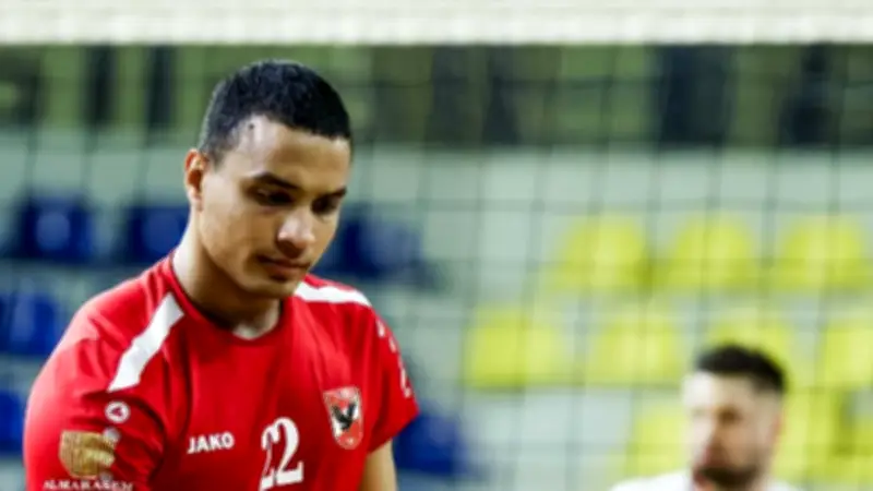 مواجهة نارية بين طائرة الأهلي والطيران في دوري السوبر للكرة الطائرة