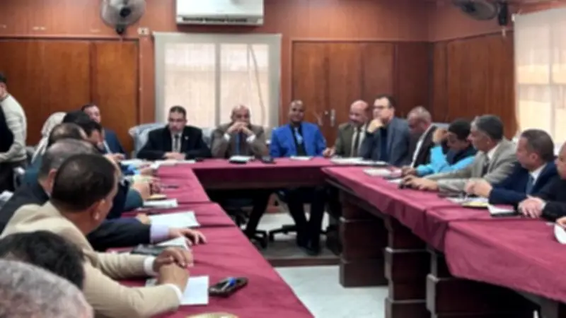 تعليم الدقهلية يعقد اجتماعًا موسعًا لضبط الانضباط المدرسي بعد إجازة عيد الفطر