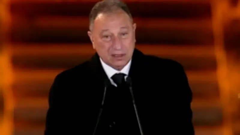 نجم الأهلي السابق يعلق على هجوم الجمهور على محمود الخطيب ويدافع عن موقفه