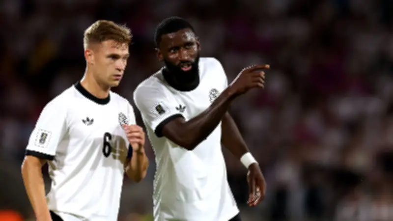 كيميتش يدافع عن روديجر: لاعب أساسي ومهم للمنتخب الألماني رغم الجدل