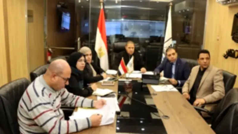 سكرتير عام بني سويف يشارك في اجتماع التنمية المحلية لتسريع ملف التصالح عبر الفيديو كونفرانس