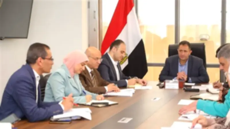 محافظ دمياط يوجه بتسريع تقنين أراضي الدولة وتيسير الإجراءات للمواطنين