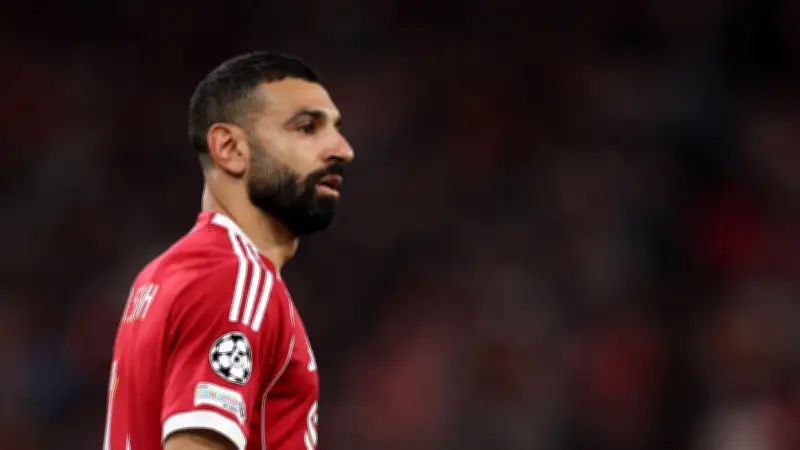أزمة ديسمبر تتسبب في رحيل محمد صلاح عن ليفربول بنهاية الموسم الحالي