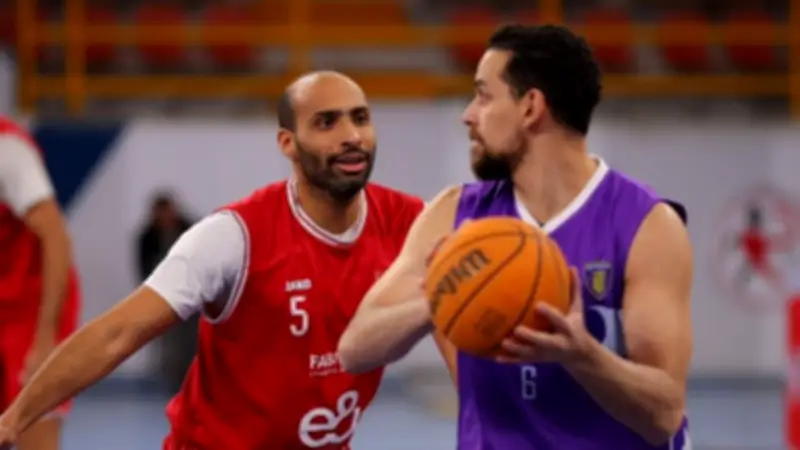 المصرية للاتصالات يحسم أولى مواجهات نصف نهائي دوري أليانز لكرة السلة أمام الأهلي