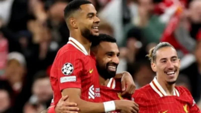 جاكبو يودع صلاح بعد إعلان الرحيل: لاعب عظيم وأسطورة حقيقية في تاريخ ليفربول