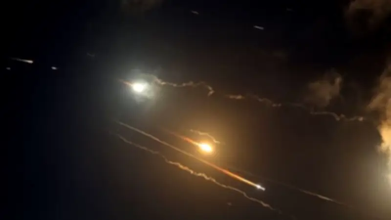 التلفزيون الإيراني يعلن بدء موجة جديدة من الهجمات الصاروخية تجاه الأراضي المحتلة