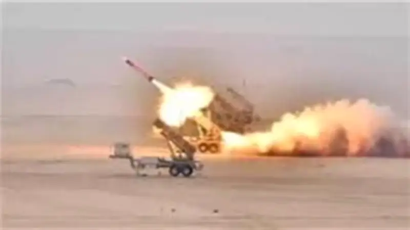 الجيش الكويتي يعلن عن تصديه لهجمات صاروخية ومسيرات معادية في الأراضي الكويتية