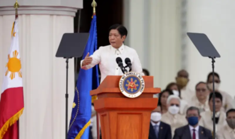 رئيس الفلبين يوقع قراراً لضمان استقرار الطاقة وتعزيز الأمن الاقتصادي