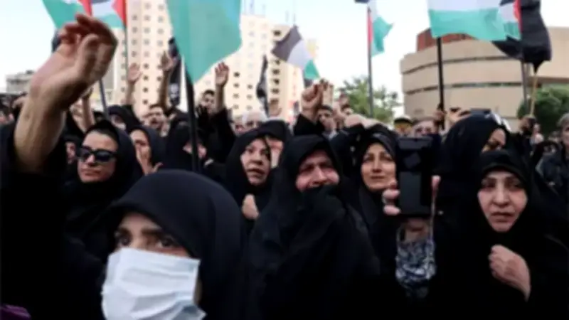 رئيس الصليب الأحمر في إيران يصف مشاهدته لنعوش أطفال في طهران بـ'الصادم'