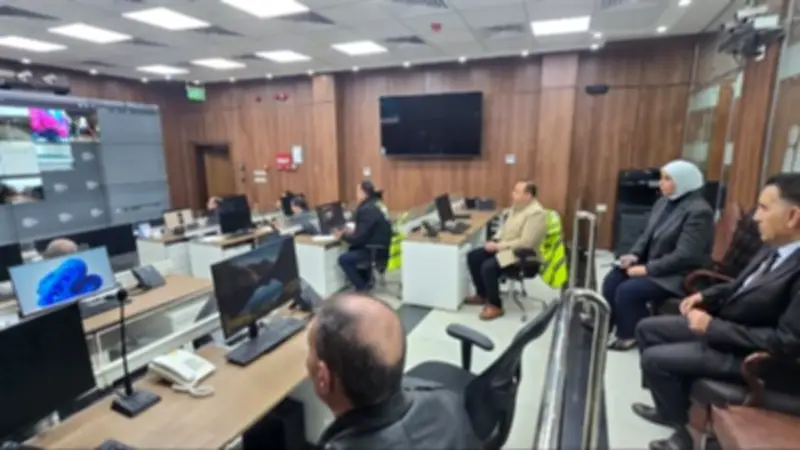 محافظ القليوبية يتفقد جهود شفط مياه الأمطار ويوجه بتعزيز الاستجابة للطوارئ