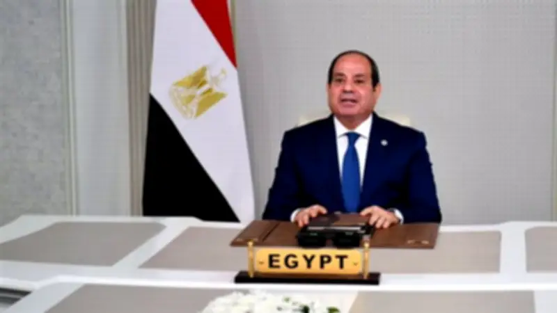 الرئيس السيسي يوجه تحية خاصة للأم المصرية في لقاء المرأة والأم المثالية