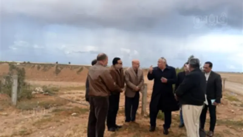 محافظ مطروح يؤكد: التوسع في آبار حصاد الأمطار وزراعة الزيتون أساس التنمية المستدامة