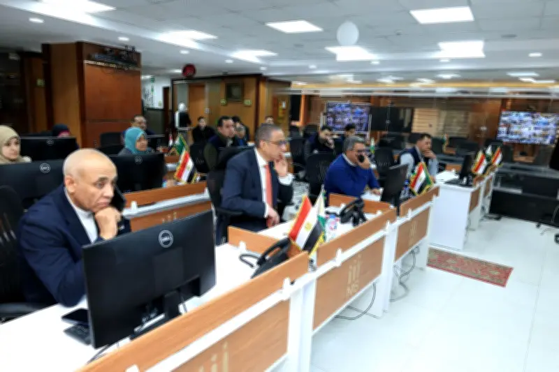 محافظ الجيزة يوجه بتطهير بالوعات الأمطار ومراجعة أعمدة الإنارة لحماية المواطنين