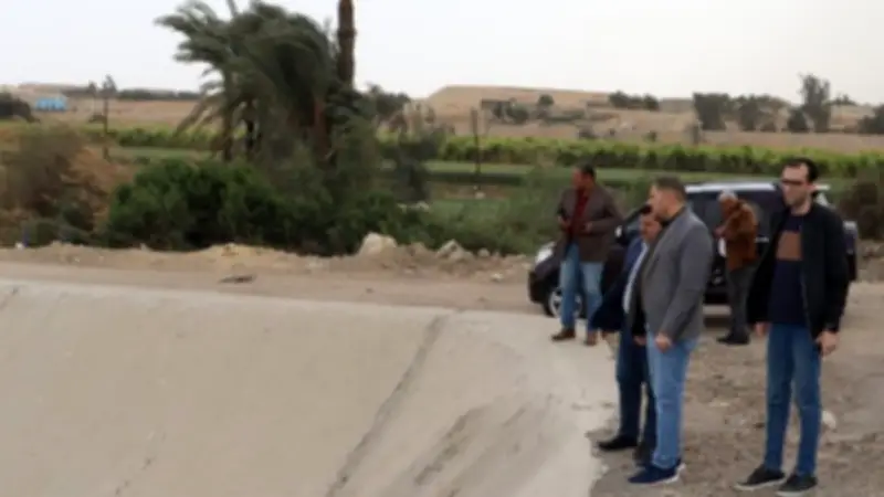 سكرتير عام بني سويف يتفقد مخرات السيول استعداداً لتقلبات الطقس