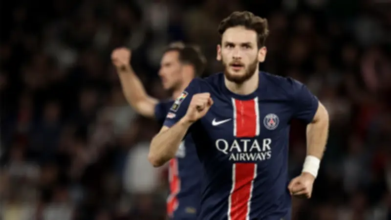 آرسنال يستهدف خفيتشا كفاراتسخيليا لتعزيز صفوفه في صيف الانتقالات