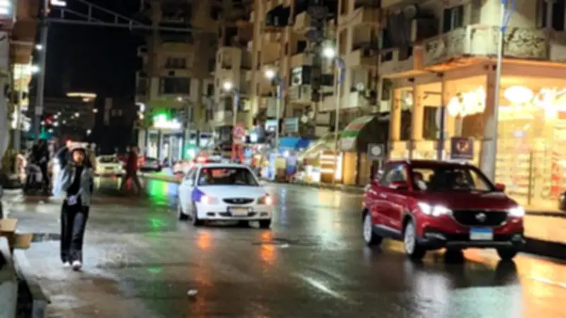 أمطار غزيرة تغرق شوارع بورسعيد واستنفار حكومي لمواجهة موجة الطقس السيء