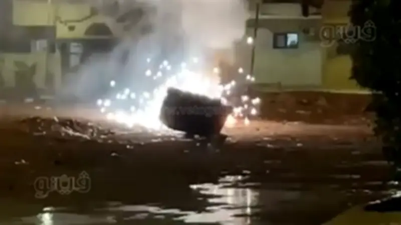 اشتعال كابل كهرباء رئيسي بالشرقية بسبب الطقس السيئ يثير الرعب بين الأهالي