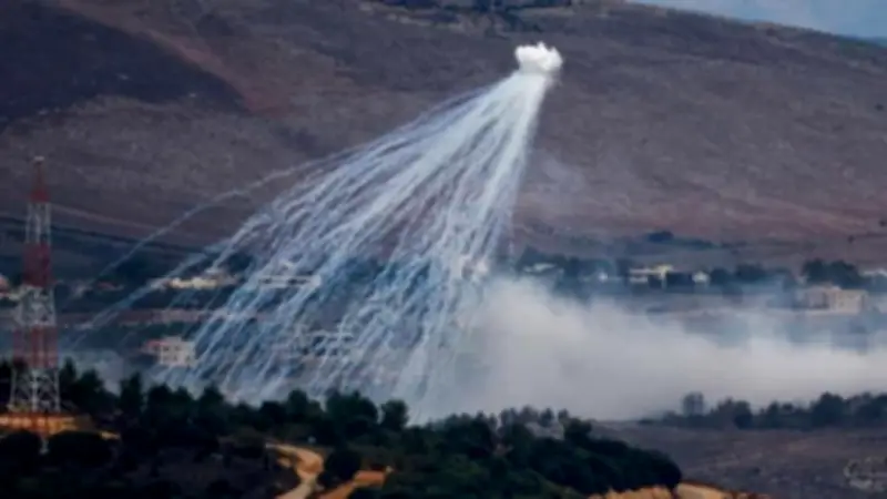 اتهامات لإسرائيل باستخدام الفوسفور الأبيض في جنوب لبنان يثير أضرارًا بيئية وزراعية