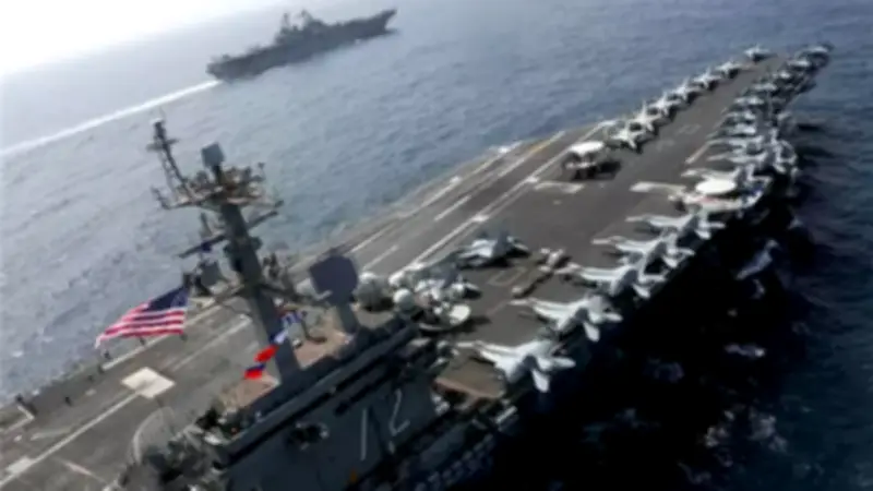 مقر خاتم الأنبياء يعلن استهداف حاملة الطائرات الأمريكية وإصابة طائرة مقاتلة
