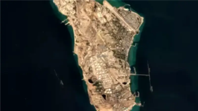 مصادر تكشف: فريق ترامب لا يستبعد السيطرة على جزيرة خرج الإيرانية حتى الآن