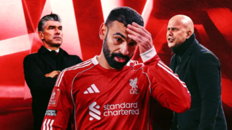 رحيل محمد صلاح عن ليفربول يثير تساؤلات حول أسباب مغادرته في موسم فاشل