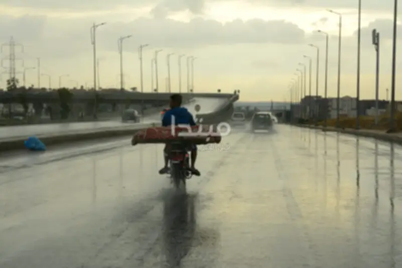 الصحة: وفاة شخصين وإصابة اثنين آخرين جراء الطقس السيئ بالمحافظات والوضع مستقر