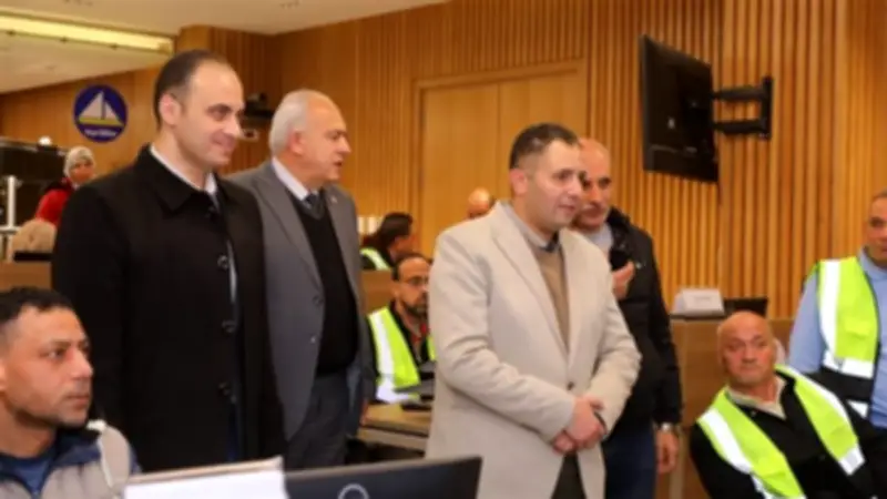 محافظ دمياط يتابع من غرفة عمليات مركز السيطرة تداعيات موجة الطقس السيئ
