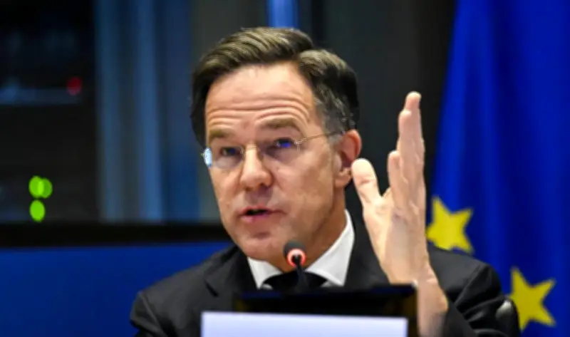 الناتو يحذر إيران من السعي للحصول على السلاح النووي وروسيا تهدد أمن أوروبا