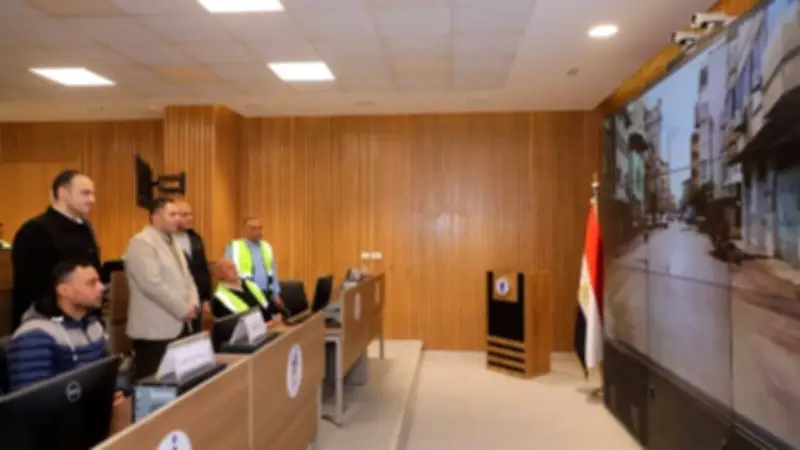 محافظ دمياط يتابع جهود التعامل مع التقلبات الجوية والأمطار في المحافظة