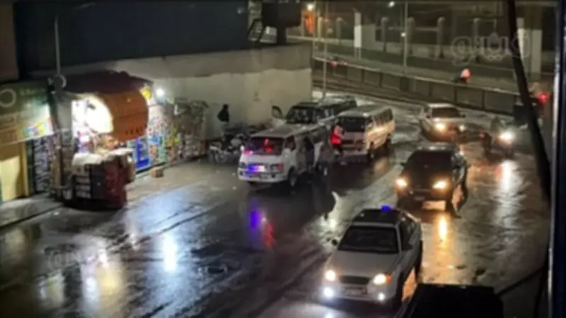 الأرصاد الجوية: استمرار سقوط الأمطار ونشاط الرياح على القاهرة الكبرى