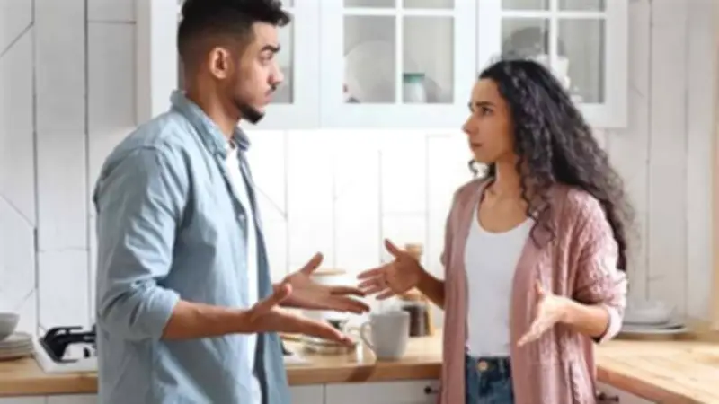 أخطاء يومية تهدد استقرار العلاقة الزوجية: احذريها قبل فوات الأوان