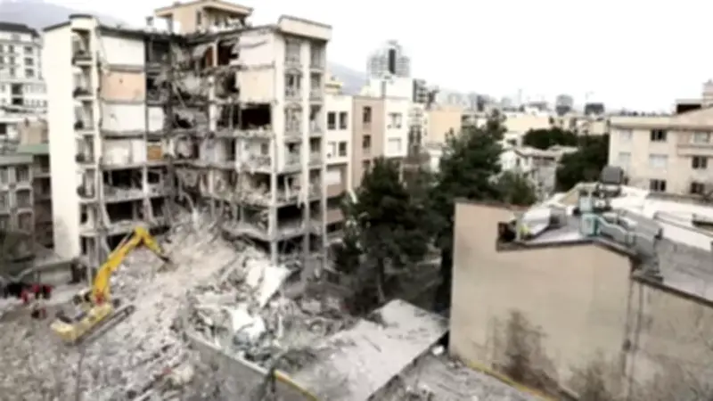 إعلام إيراني: قتلى وجرحى في قصف على مدينة قم وسط إيران