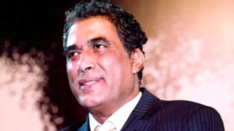 في ذكرى رحيل الإمبراطور أحمد زكي.. أسطورة الفن التي لا تغيب عن الذاكرة