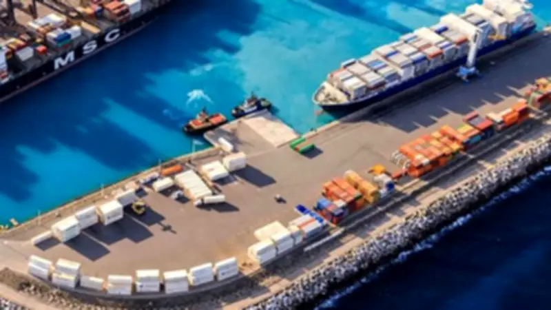 الكويت تعلن تعرّض ميناء الشويخ لهجوم بطائرات مسيرة معادية دون إصابات بشرية