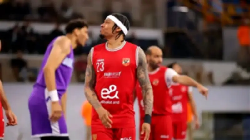 الأهلي يواجه الاتصالات في المواجهة الحاسمة قبل نهائي دوري السوبر لكرة السلة