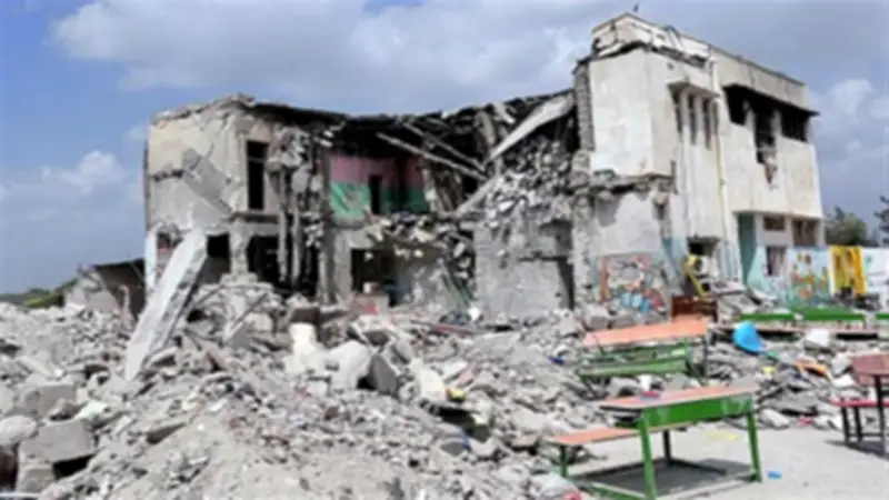 وزير الخارجية الإيراني يصف استهداف مدرسة ميناب بـ"جريمة إنسانية متعمدة"