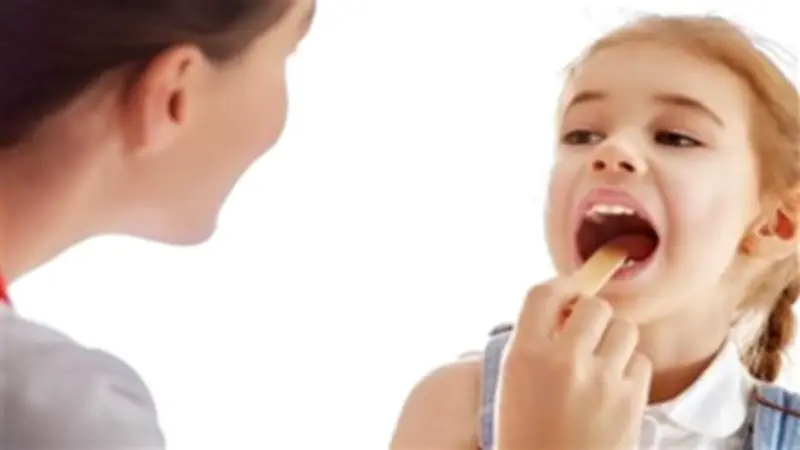 التهاب اللوزتين عند الأطفال: الأسباب والأعراض وضرورة العلاج السريع