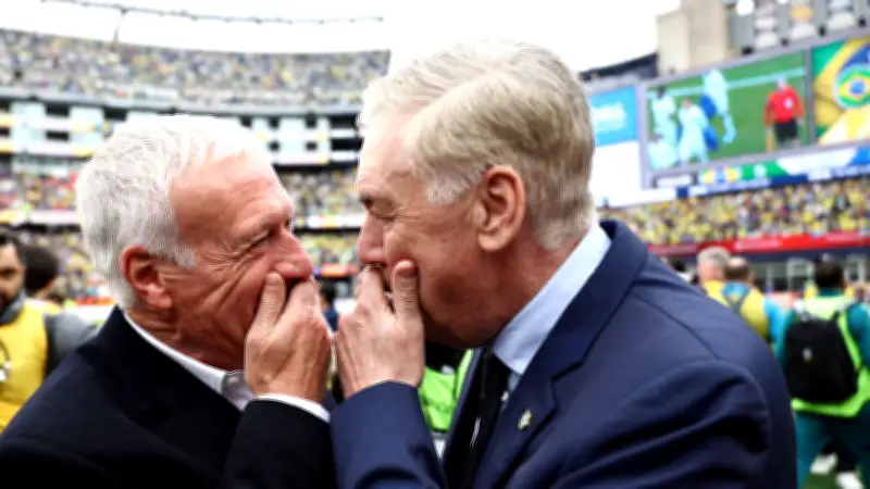 جماهير البرازيل تهتف لنيمار في خسارة فرنسا.. أنشيلوتي يتجنب التعليق